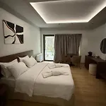 Aparthotel Muntenia And Kalavryta