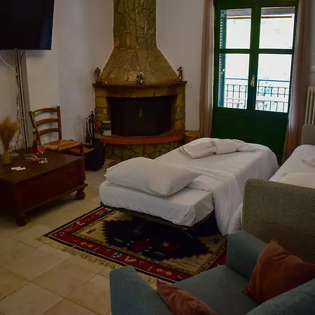 Aparthotel Muntenia And Kalavryta