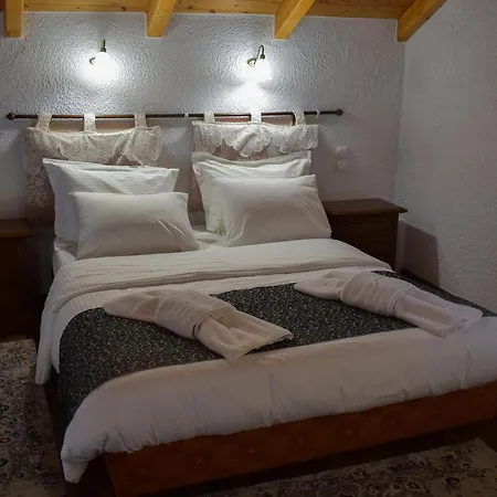 Aparthotel Muntenia And Kalavryta