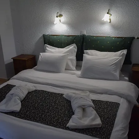 Hotel apartamentowy Muntenia And Kalawrita