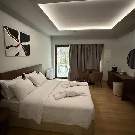 Aparthotel Muntenia And Kalavryta