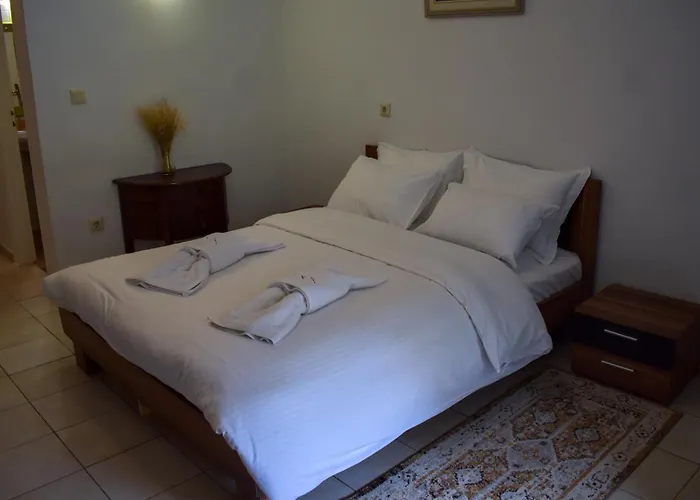 Muntenia And Lejlighedshotel Kalavryta