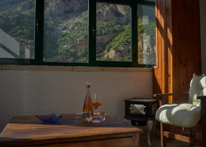 Muntenia And Aparthotel 3*